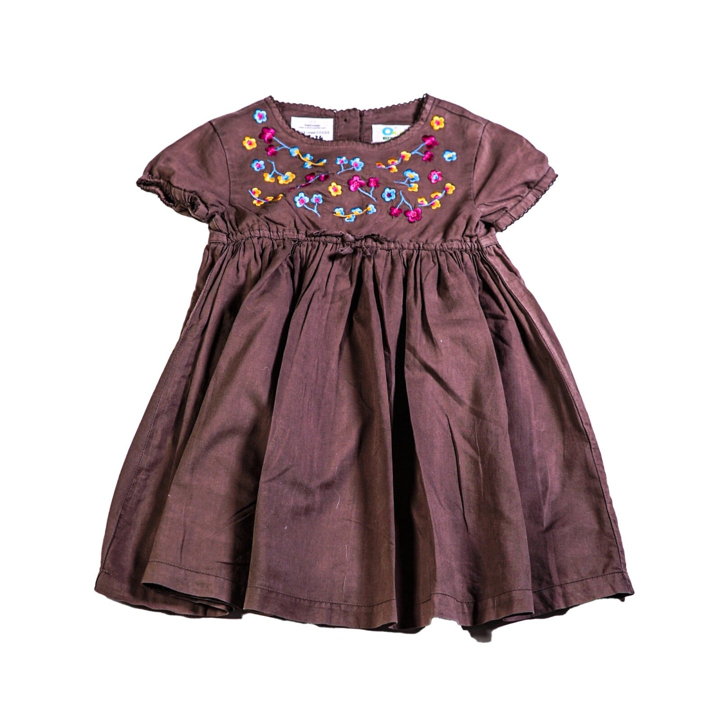 Cotton dress witth bright embroidered flowers